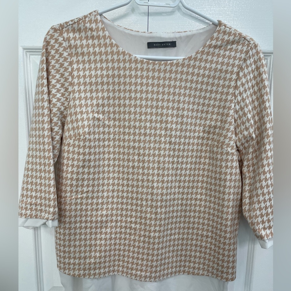 Suzy shier top